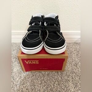 Vans Kids Sk8 Mid V Sneakers- Kids Size 10